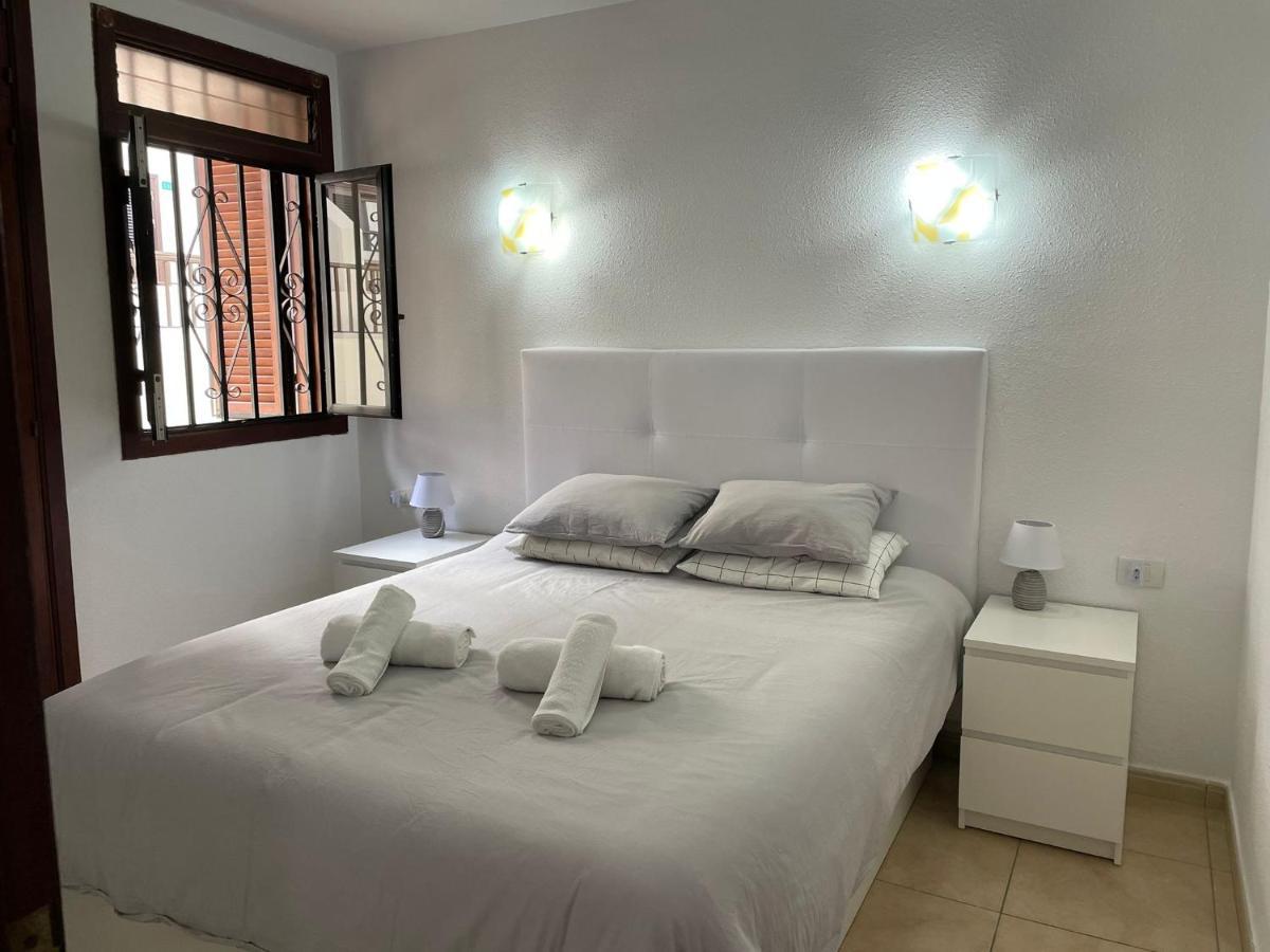 Under The Lime, Beautiful Apartment Los Cristianos ลอส กริสเตียนอส ภายนอก รูปภาพ