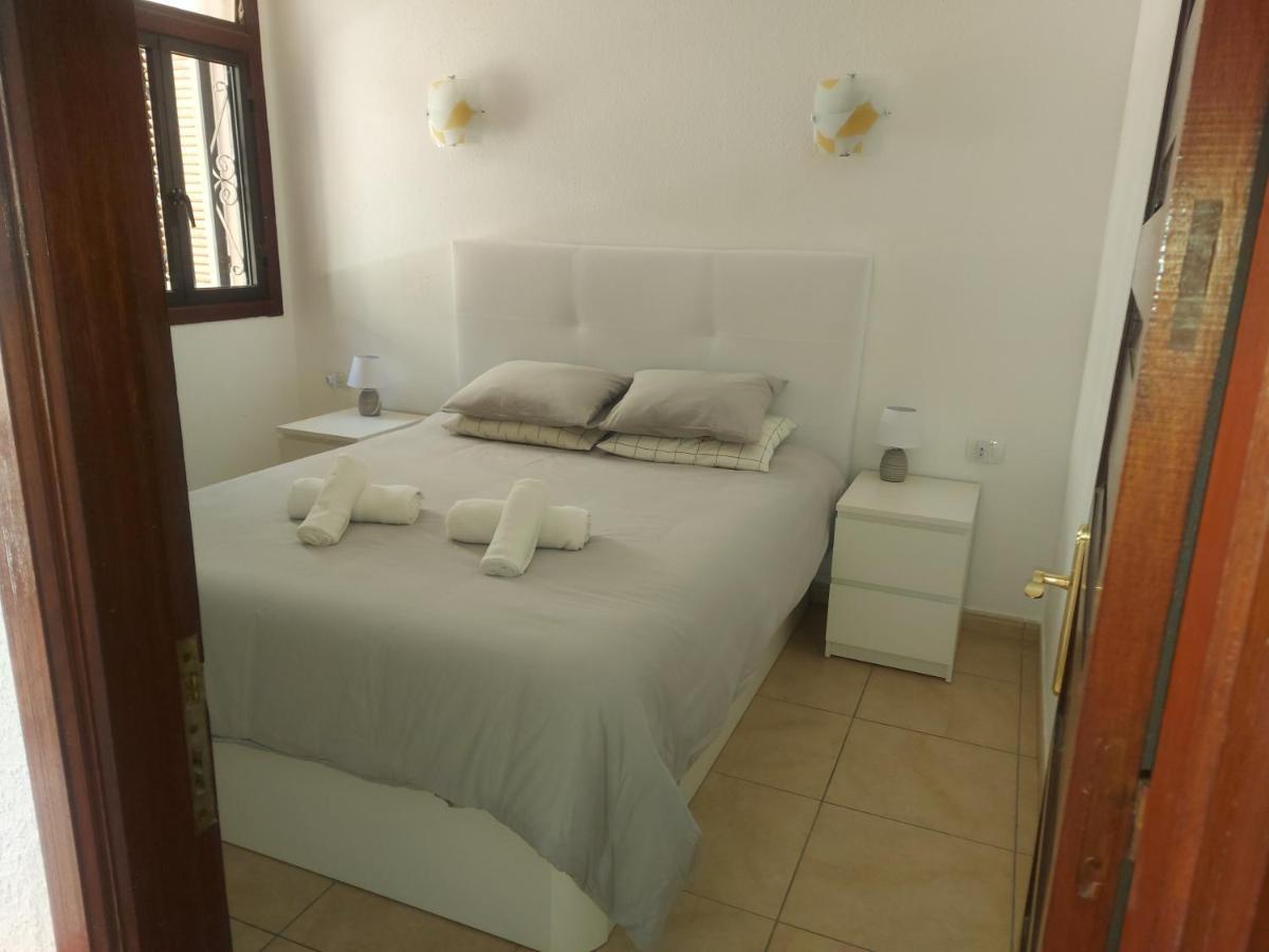 Under The Lime, Beautiful Apartment Los Cristianos ลอส กริสเตียนอส ภายนอก รูปภาพ