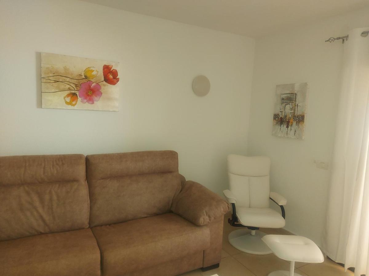 Under The Lime, Beautiful Apartment Los Cristianos ลอส กริสเตียนอส ภายนอก รูปภาพ